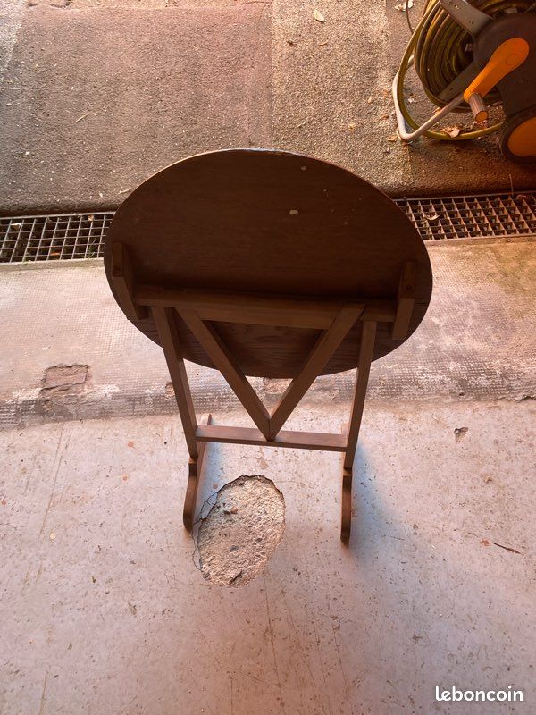Petite table d’appoint pliante (image 5)