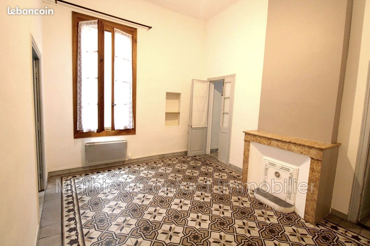 Appartement 3 pièces 53 m² · à Nîmes · 53 m² · 605 €