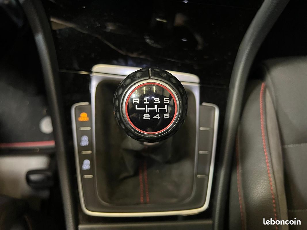 VOLKSWAGEN GOLF VII 2.0L TSI 265CH GTI Clubsport (image 22)
