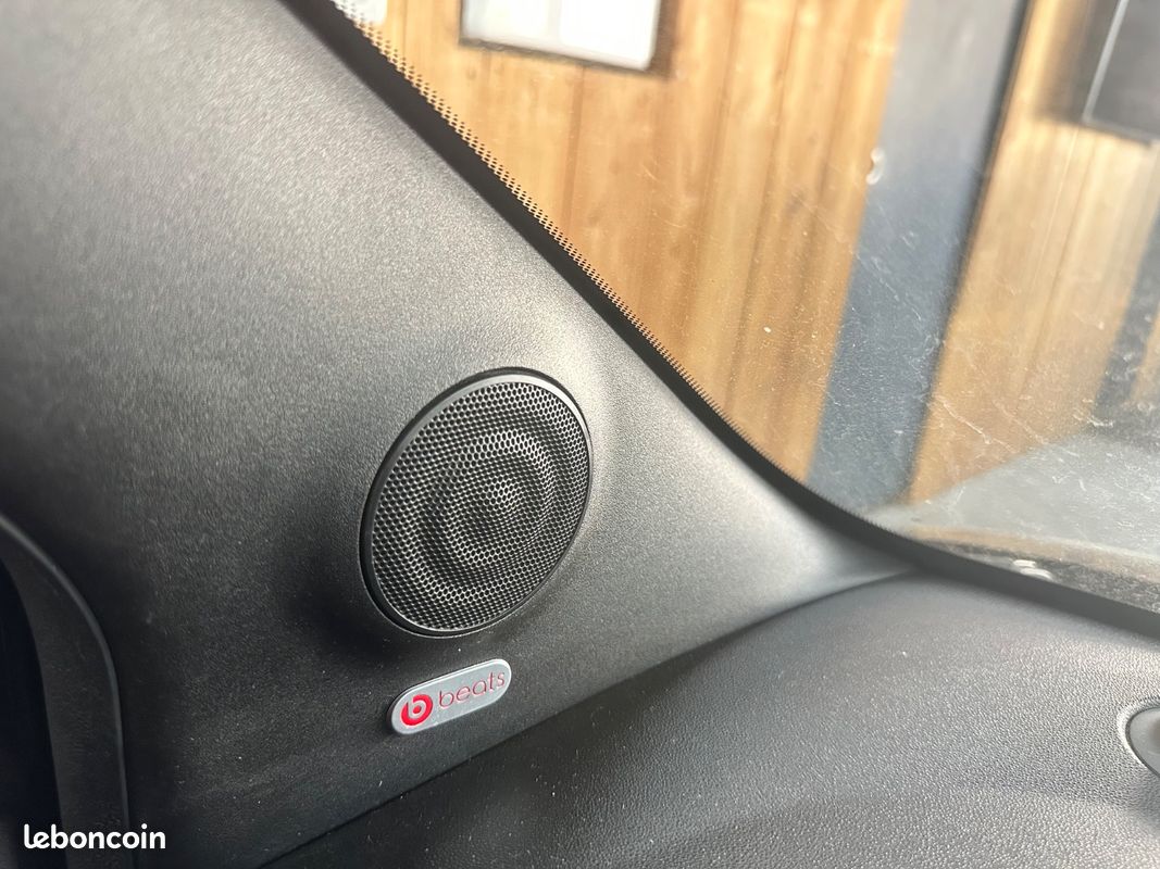 ABARTH 595 1.4 T-Jet 180 CH BVA Cabriolet Competizione Esseesse + ECHAPPEMENT AKRAPOVIC + PACK CARBONE + BEATS AUDIO + 1ERE MAIN + GARANTIE 12 MOIS (image 32)