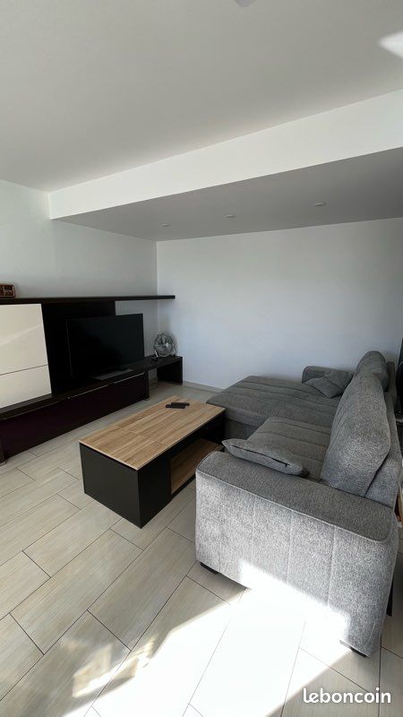 Appartement 3 pièces 70 m² · à Saint-Paul · 70 m² · 1 000 €