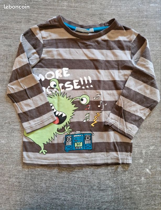 T-shirt (image 1)