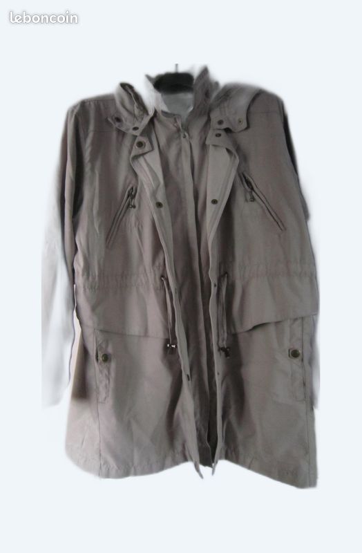 3/4 beige (femme taille 40 (lien à la taille)marque C&A Vêtements