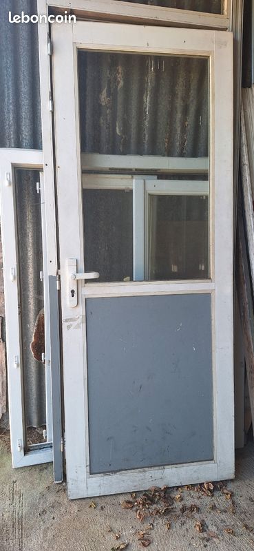 Porte en alu (image 1)