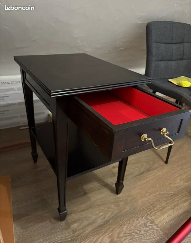 Deux Table de nuit (image 1)