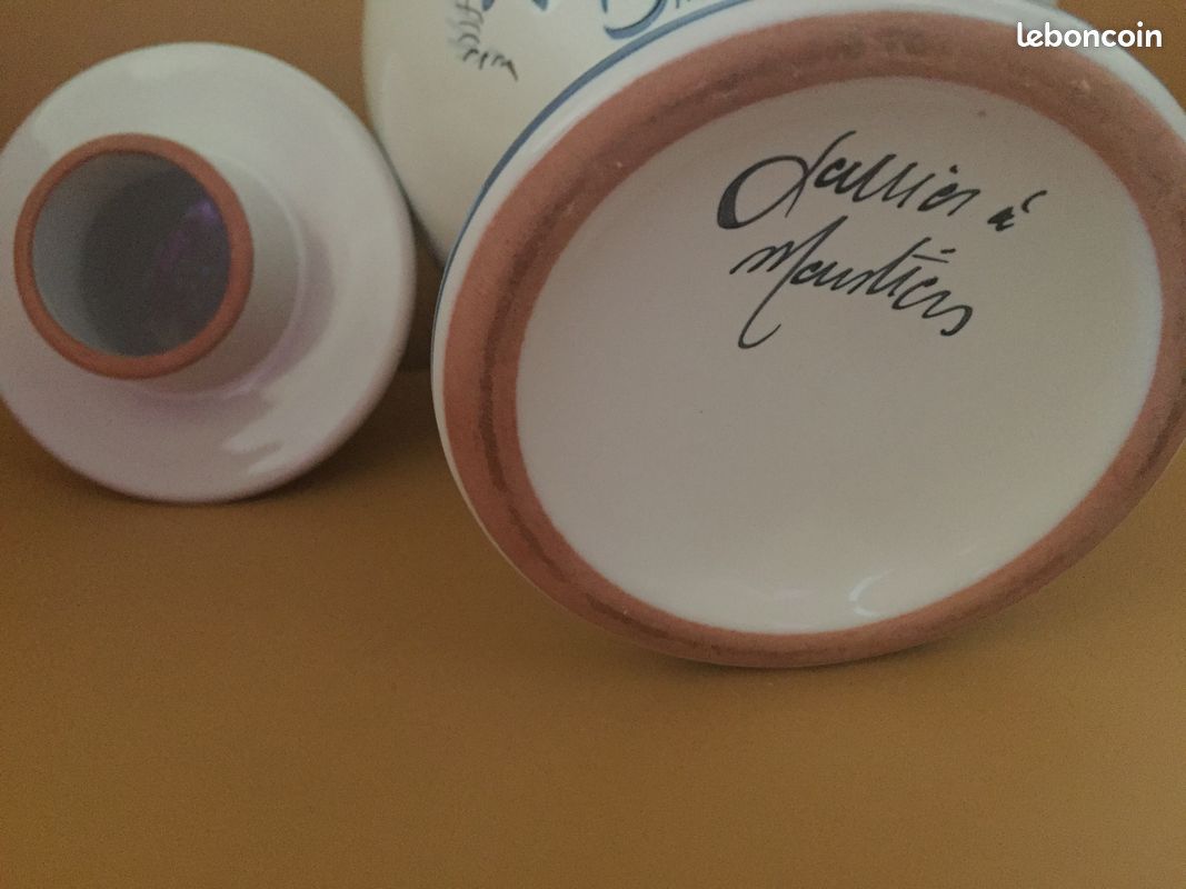 Potiche ou pot avec couvercle faïence Moustiers Lallier (image 16)