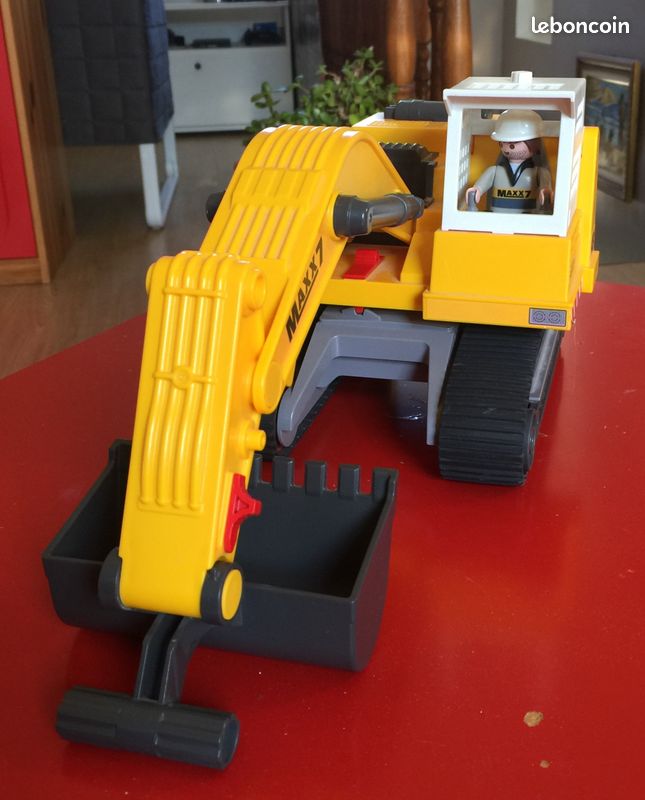 Excavateur géant playmobil 4039 A (image 1)