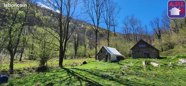 Propriété 2 pièces 90 m²