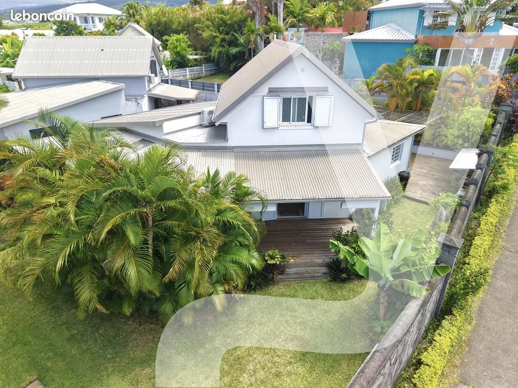 Maison 5 pièces 126 m² · à Saint-André · 126 m² · 359 000 €