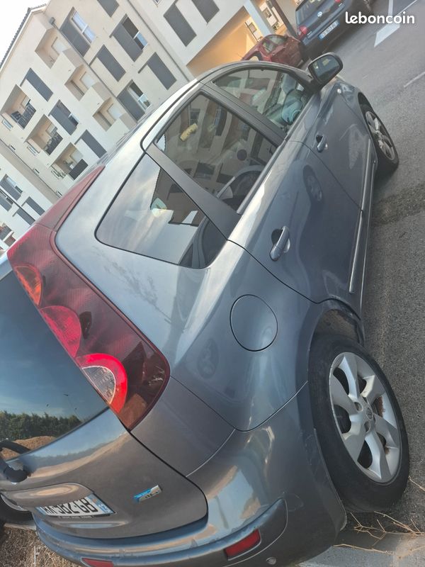 Nissan note (image 2)