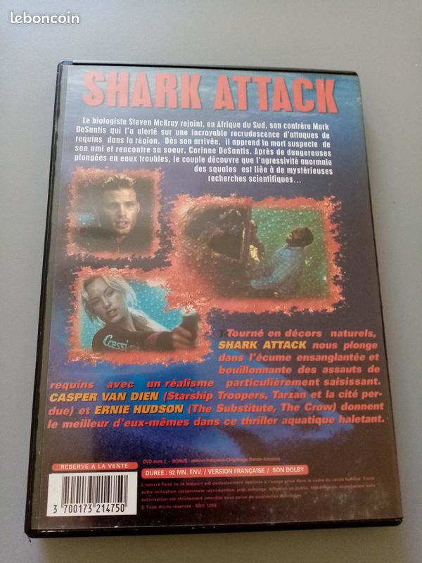 Dvd shark attack (image 3)