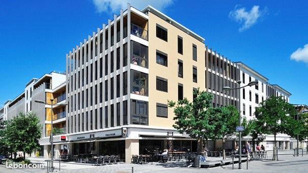 Appartement 4 pièces 85 m² · à Tassin-la-Demi-Lune · 85 m² · 390 000 €