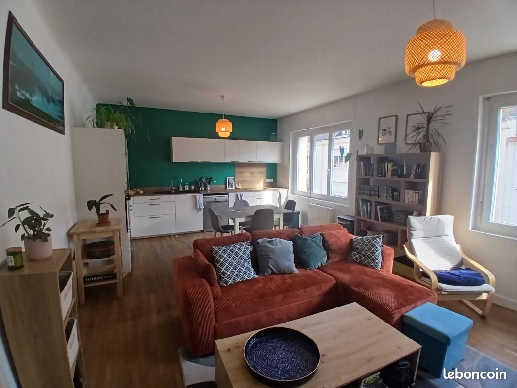 Appartement 2 pièces 60 m² · à Saint-Nazaire · 60 m² · 833 €/mois