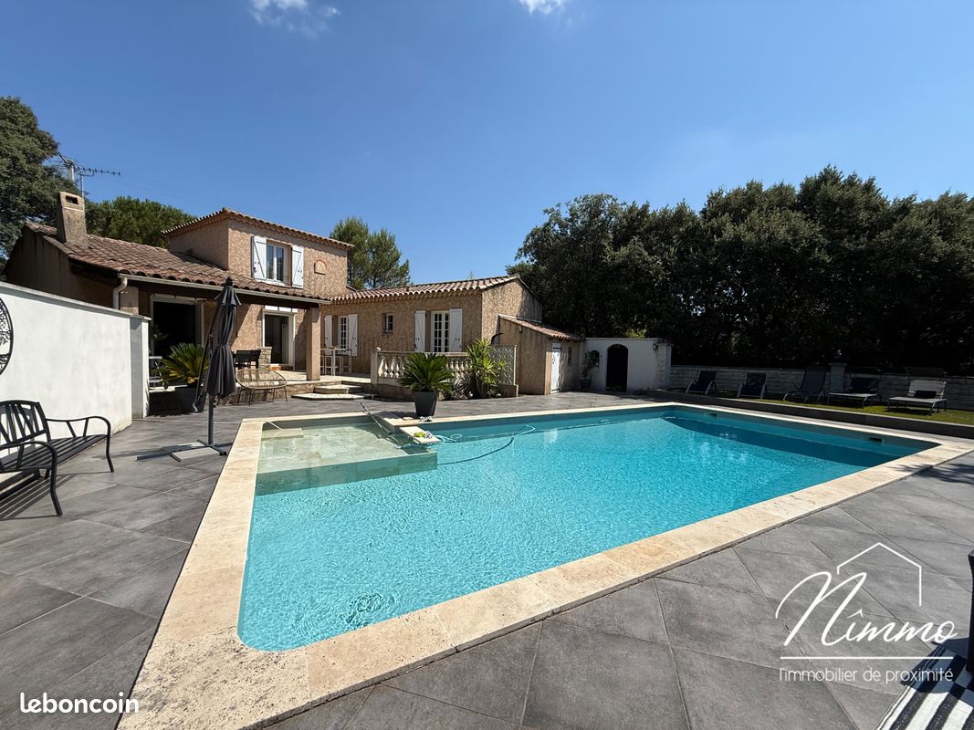 Maison 5 pièces 116 m² · à Nîmes · 116 m² · 594 000 €