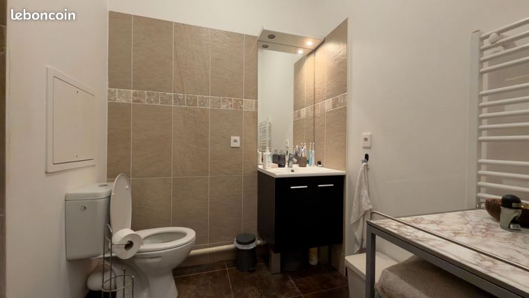 Studio 1 pièce 25 m² — 6