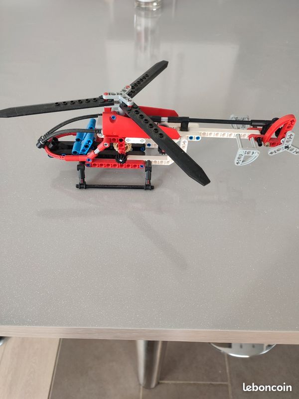 Meccano - 868210 - Jeu de Construction - Hélicoptère Evolution Meccano - 868210 - Jeu de Construction - Hélicoptère Evolution