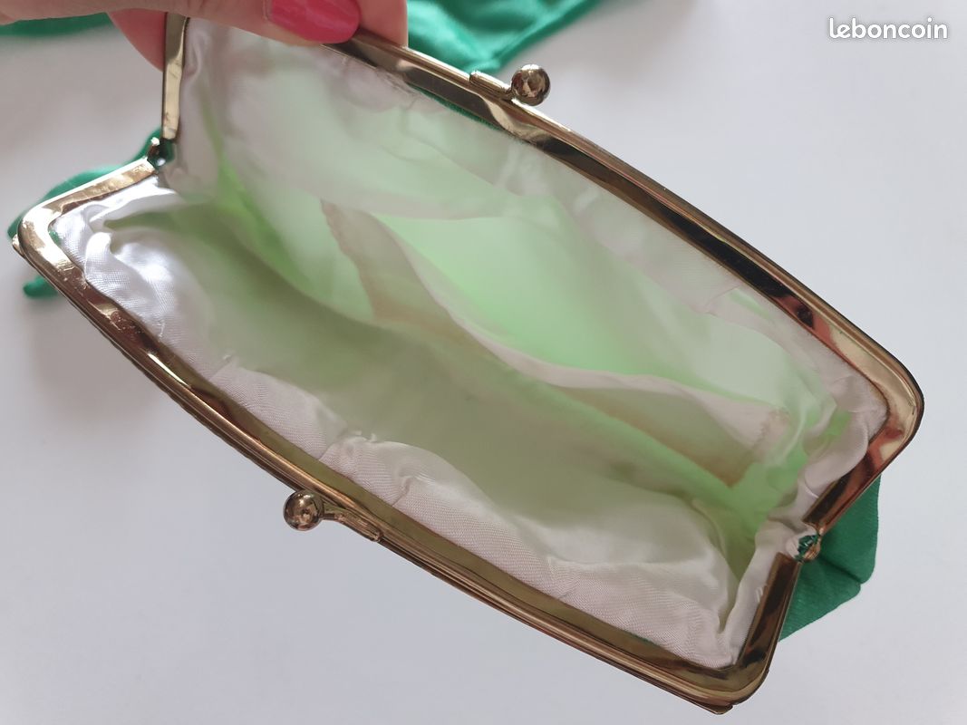 Lot Vintage: Pochette Crème Et Gants (Différentes Tailles) - Années 40/50 ?