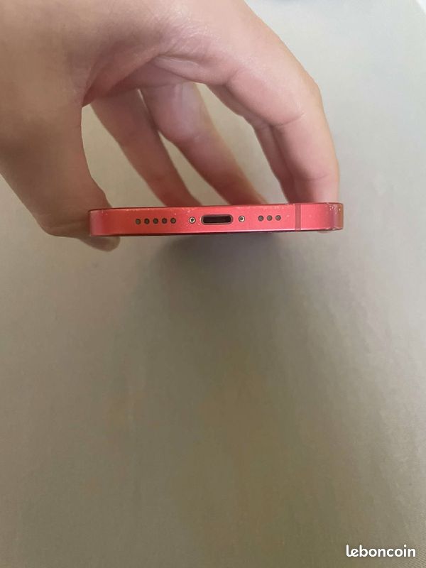 IPhone 12 (image 3)
