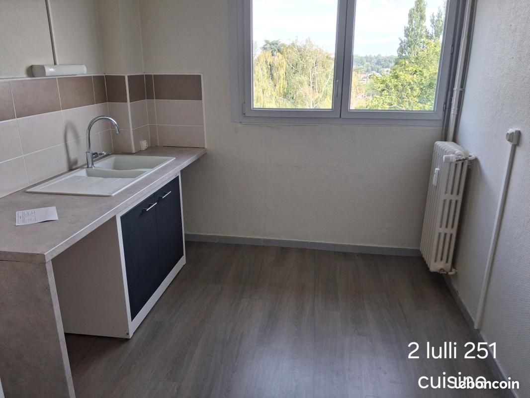 Appartement 3 pièces 63 m² · à Montbéliard · 63 m² · 557 €