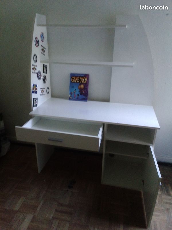 Bureau blanc avec rangement bon état (image 7)