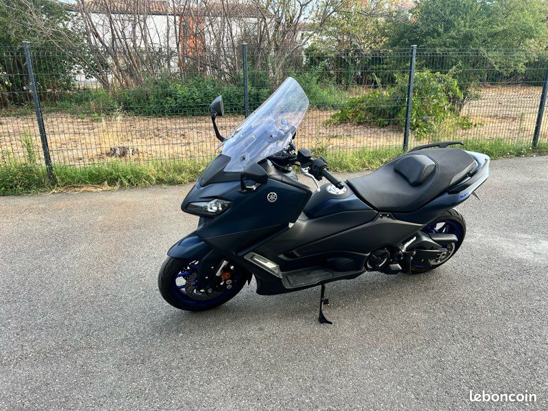 Yamaha TMAX 560 – 2023 – 12 600 km (image 2)