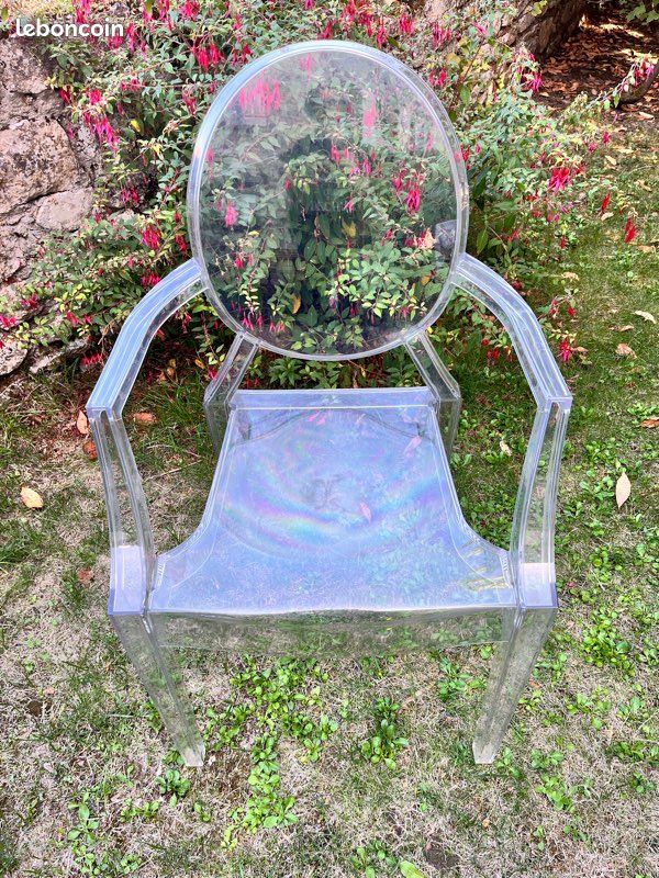 Fauteuil Louis Ghost transparent (image 1)