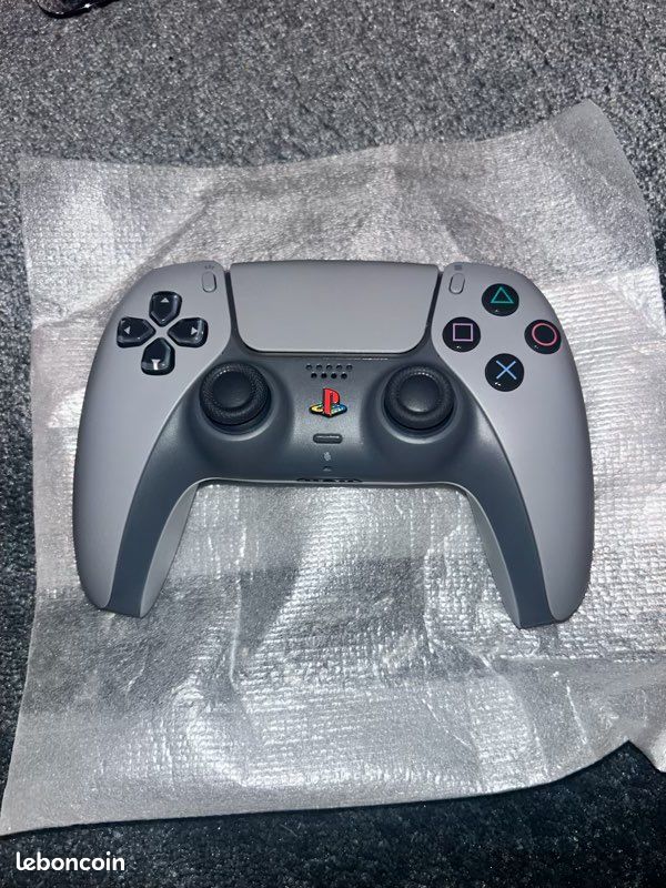 Playstation Sony, 5 Édition Nuérique, PS5 avec 2 anettes Sans Fil