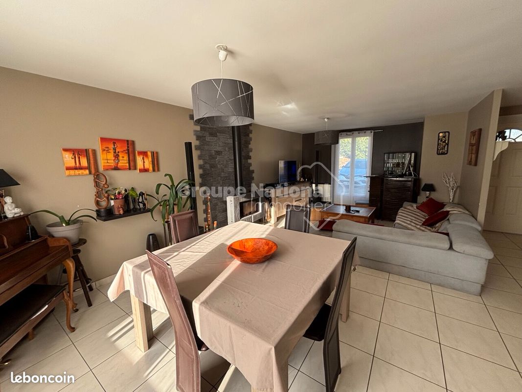 Maison 7 pièces 140 m² · à Pierrefonds · 140 m² · 240 000 €
