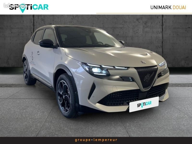 Alfa romeo Junior Elettrica 156ch Premium (image 3)