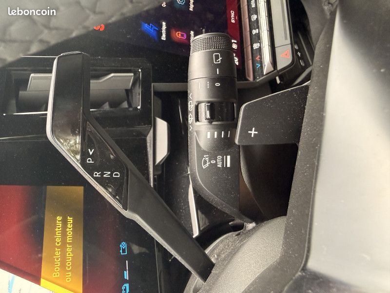 Renault AUSTRAL 1.2 E-TECH FULL HYBRID 200CH TECHNO - 24 (image 18)