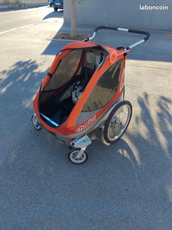 Remorque vélo places kit bébé et chancelière (image 1)