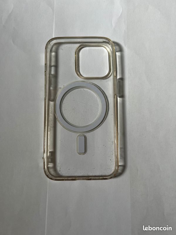 Coque iPhone 13 pro (image 1)