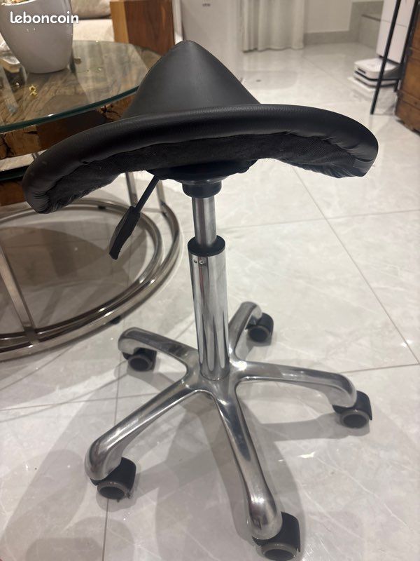 Chaise (image 1)
