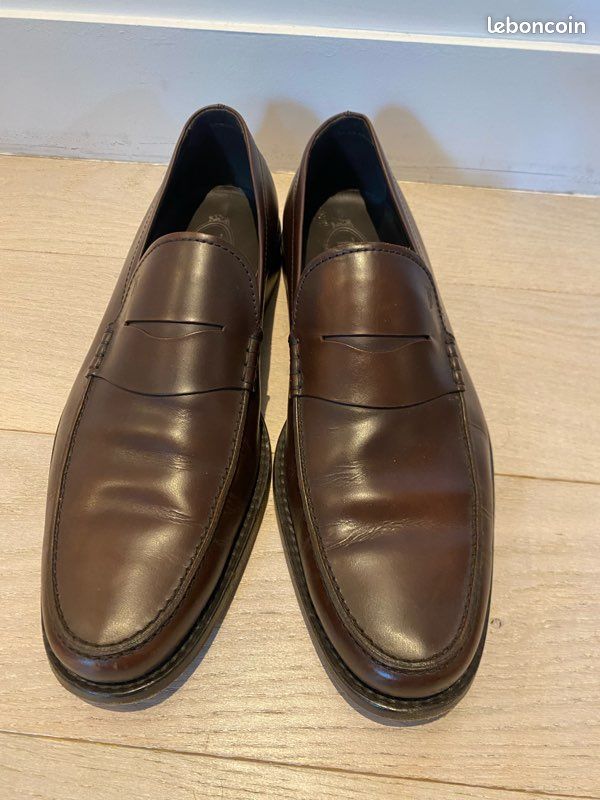 Mocassins Tod’s en cuir marron foncé – Homme EU 10 (image 1)