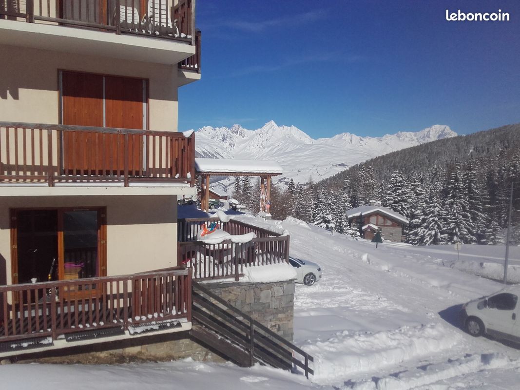 Location studio à La Plagne avec terrasse (image 10)