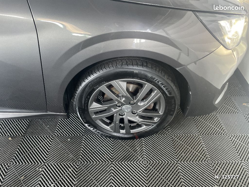 Peugeot 208 PURETECH 100 S&S BVM6 STYLE (image 8)
