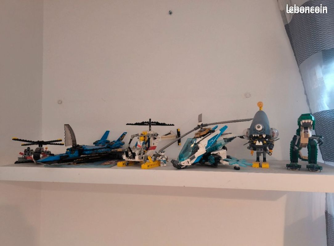 6 Lego montés complets (image 1)