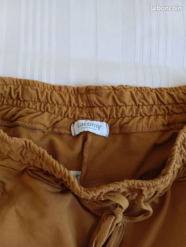 Pantalon style jogging (taille S) (état neuf) Vêtements