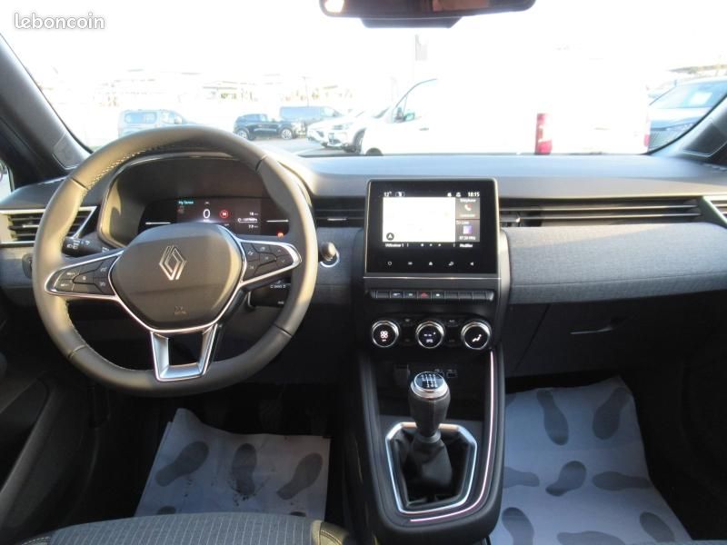 Renault Clio 1.0 TCe 90ch Techno - 25 (image 8)