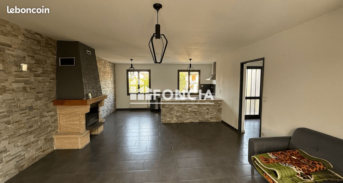 Maison 3 pièces 89 m² · à Oiry · 89 m² · 900 €/mois