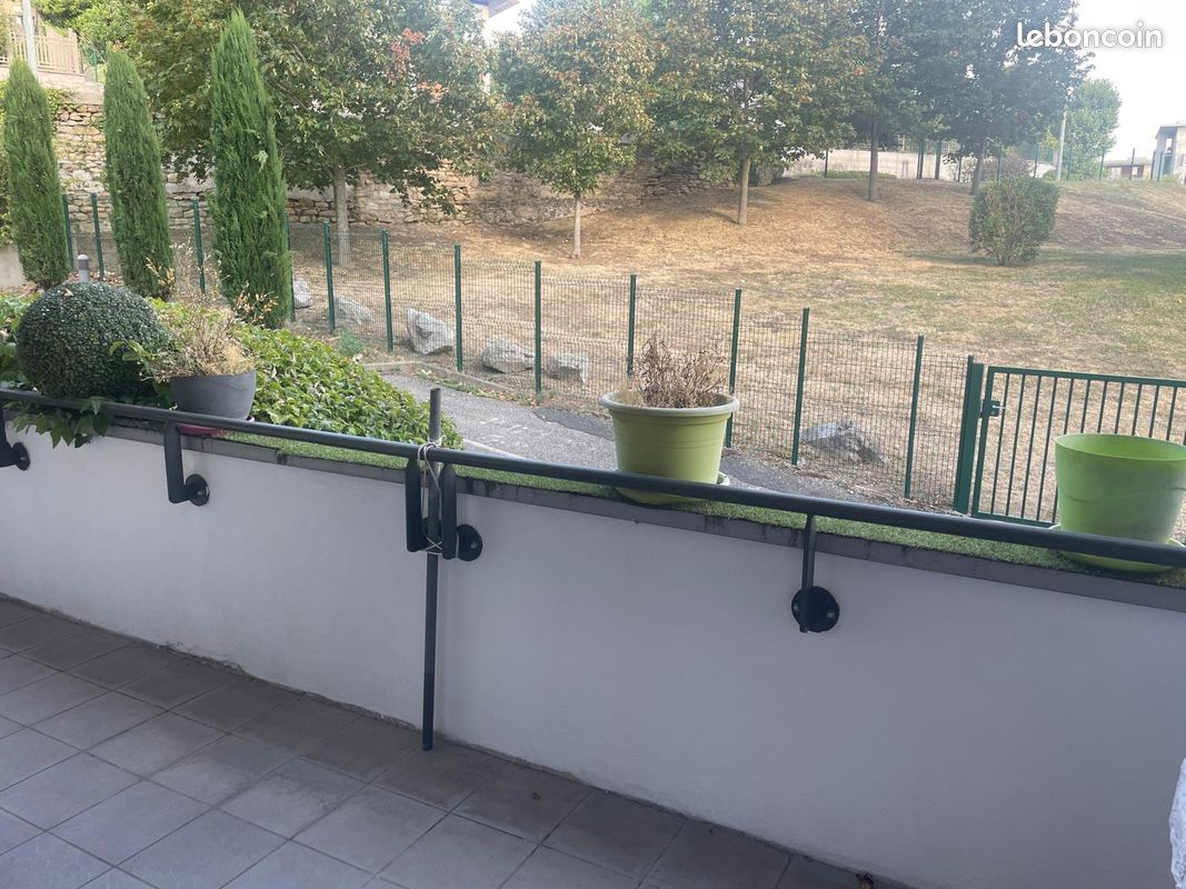 T3 meublé 59m² saint priest en jarez garage et place de parking (image 3)