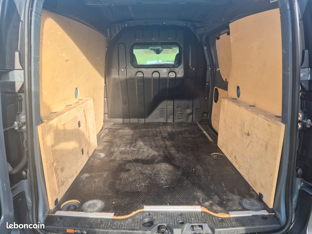 Renault express van confort lue dci 95 (image 5)