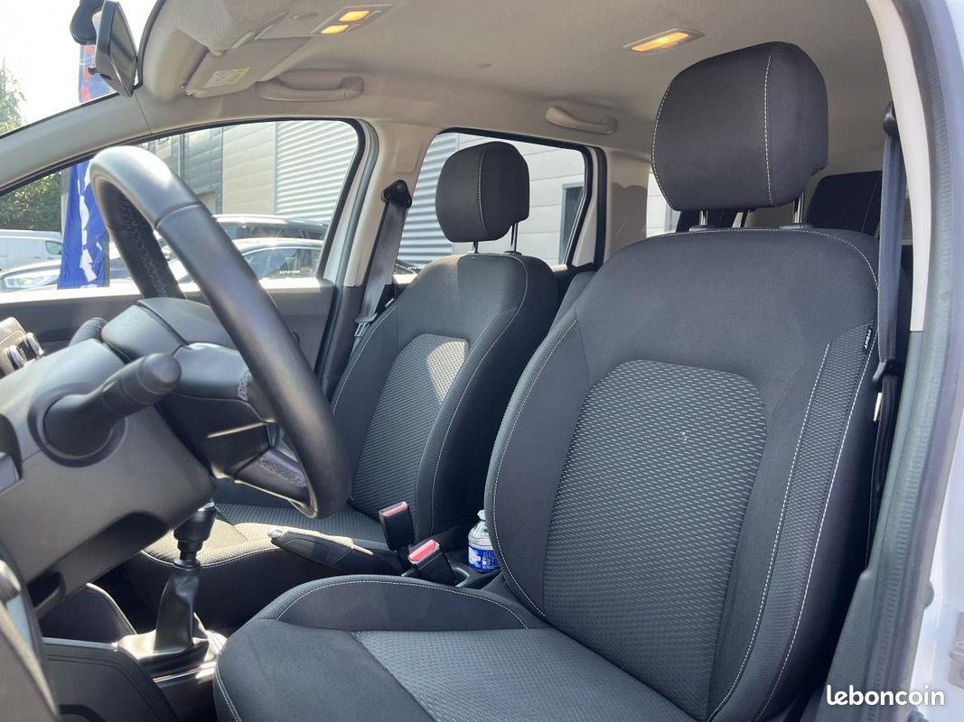 Dacia duster 1.5 bluedci 115 evasion 4x2 / suivi renault / 1ere main (image 6)