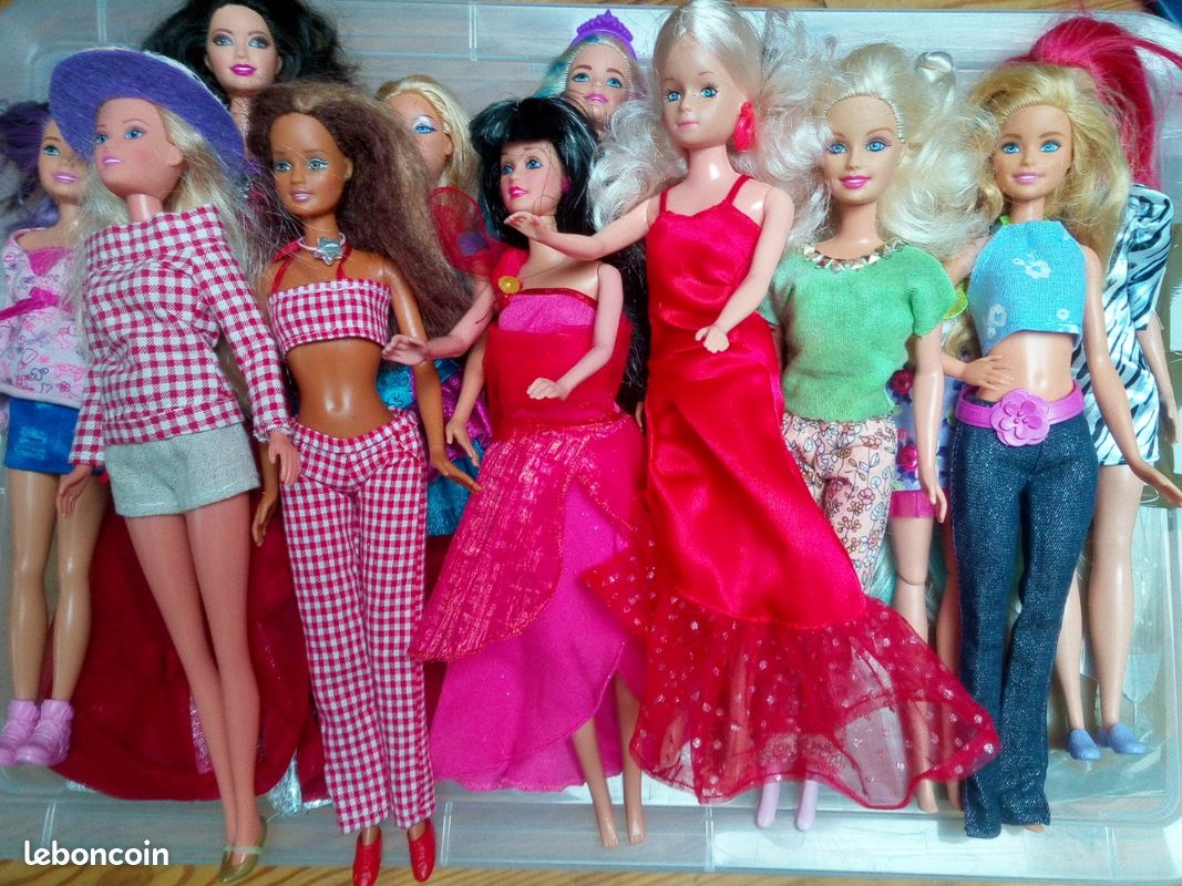 Poupée barbie (image 1)