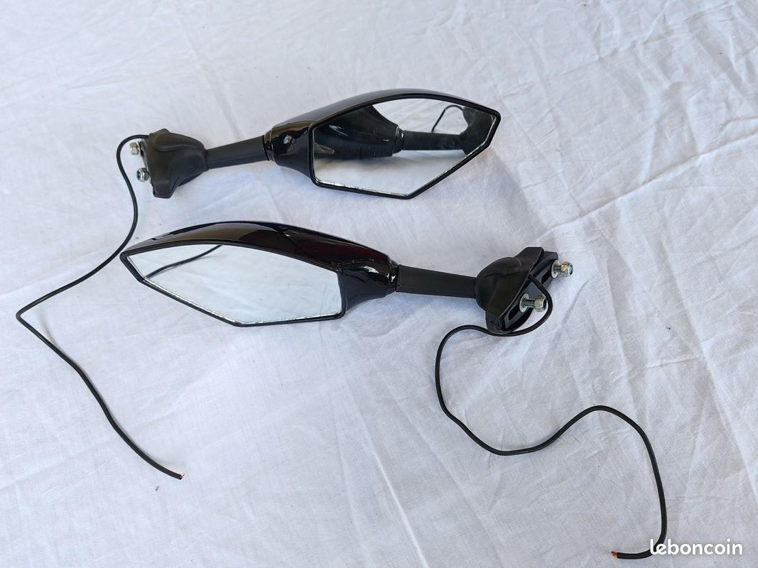 🔧 rétroviseurs universels à clignotants LED intégrés – Moto sportive / carénée ✨ (image 1)