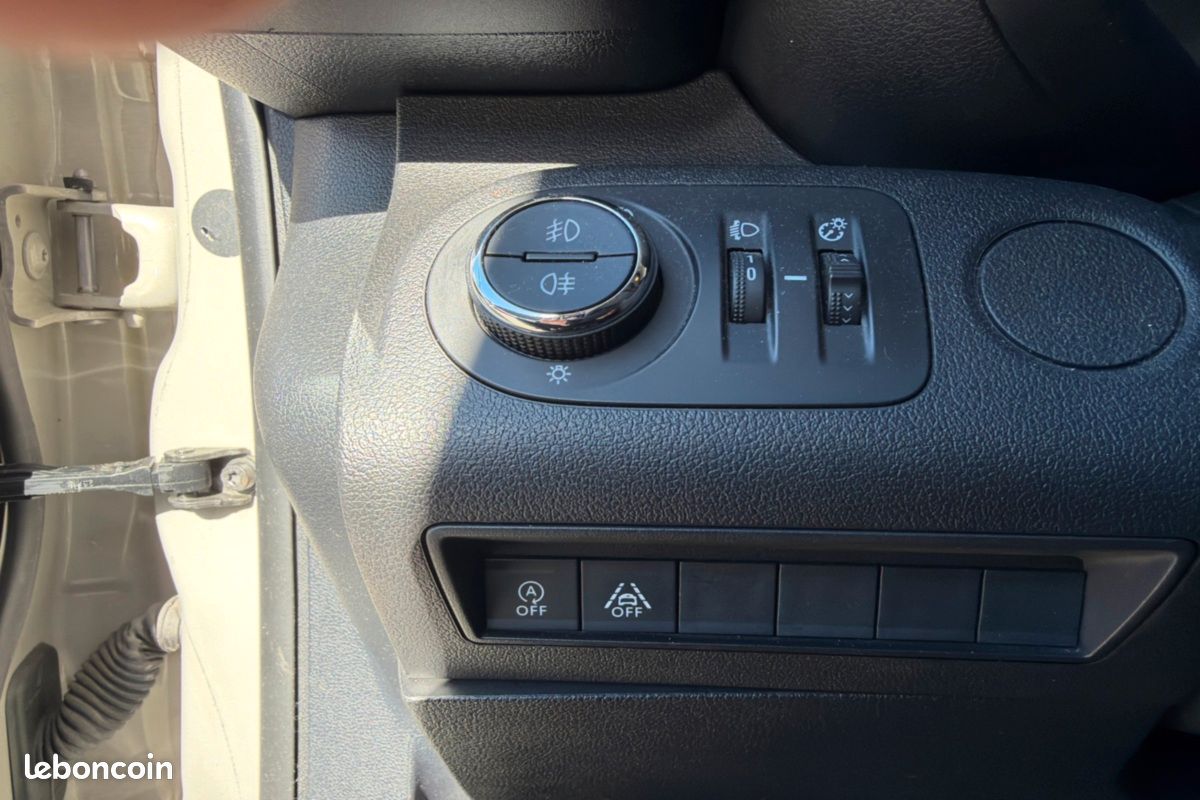Opel Combo LIFE 1.5 D 100 ENJOY (image 13)