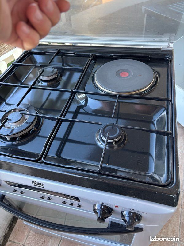 Cuisinière gaz + électricité (image 2)