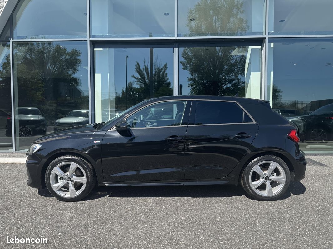 AUDI A1 Sportback 30 TFSI 116 ch S tronic 7 S Line (image 37)