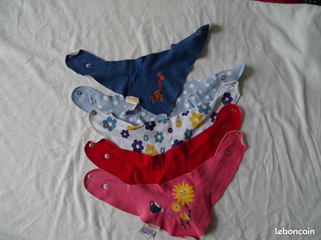 Bandanas bavoirs (image 1)