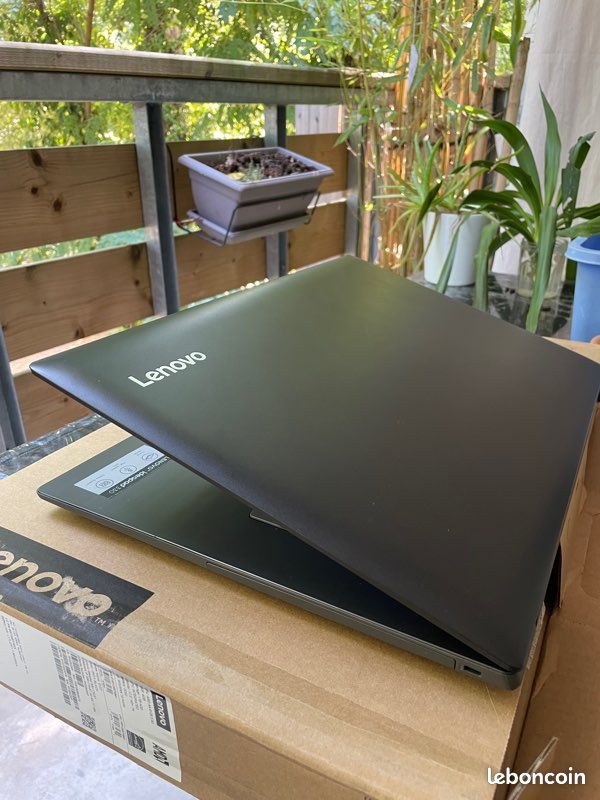 Lenovo ideapad 330 (image 1)